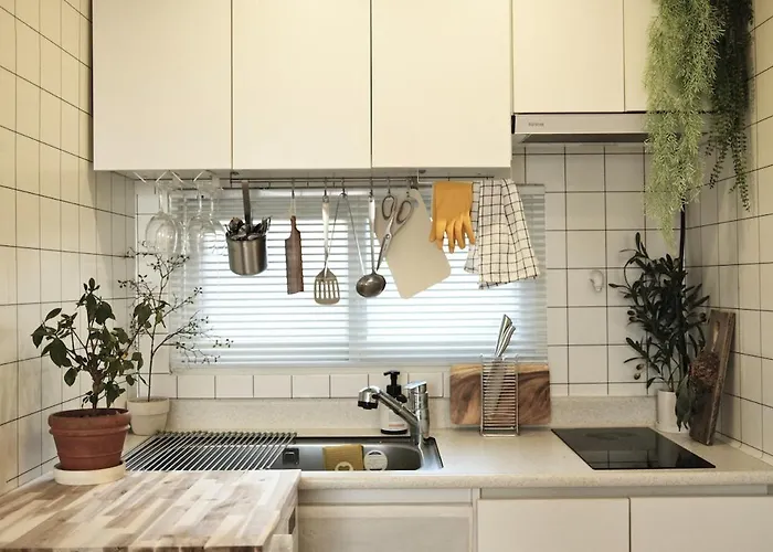 아파트 4 Minutes On Foot From Sinchon Station, Hongdae, Hapjeong, Myeongdong Near Daiso And Department Stores 2 And 1 Bathroom, Luggage Storage 서울특별시