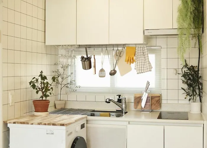 아파트 4 Minutes On Foot From Sinchon Station, Hongdae, Hapjeong, Myeongdong Near Daiso And Department Stores 2 And 1 Bathroom, Luggage Storage 서울특별시